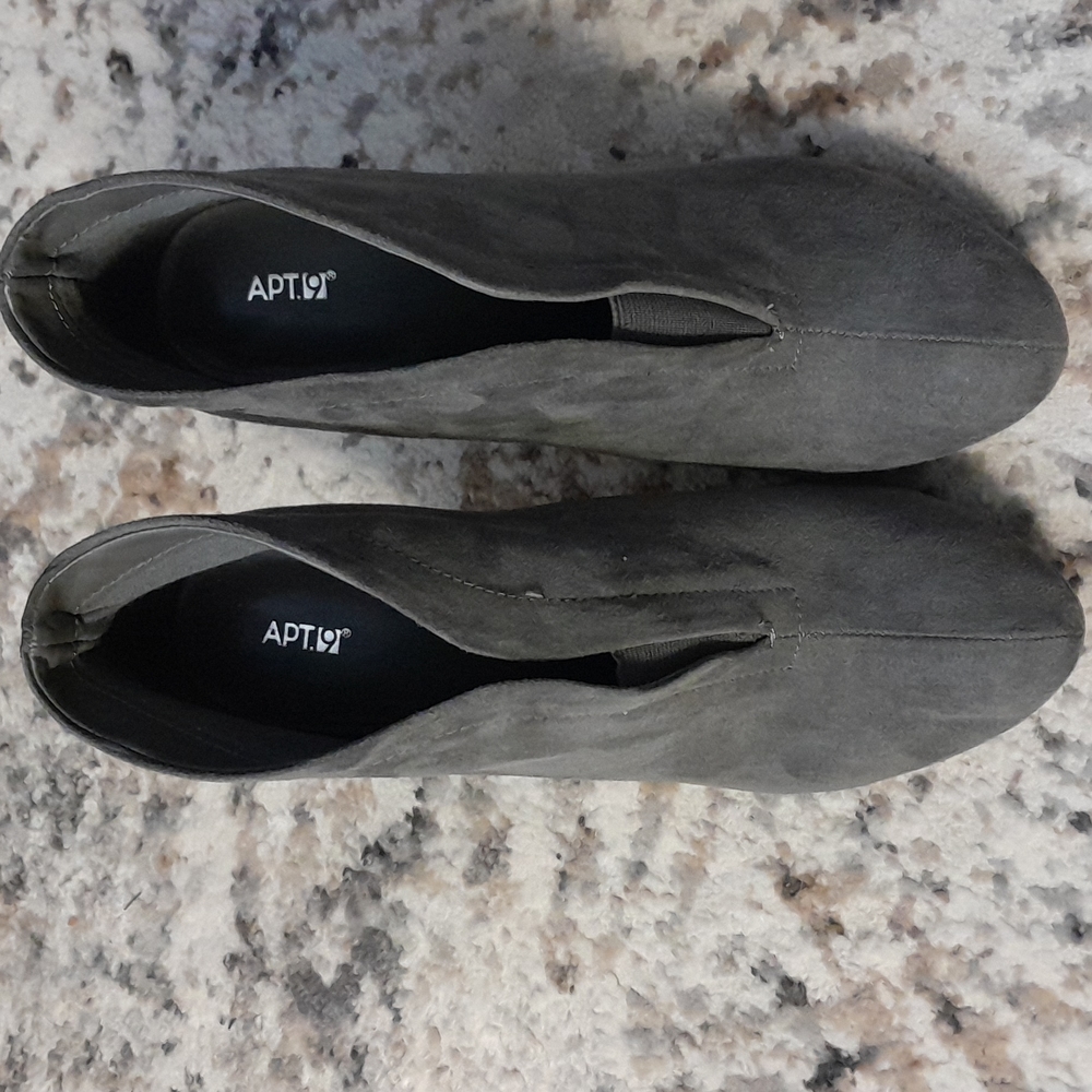 APT. 9 ankle boots